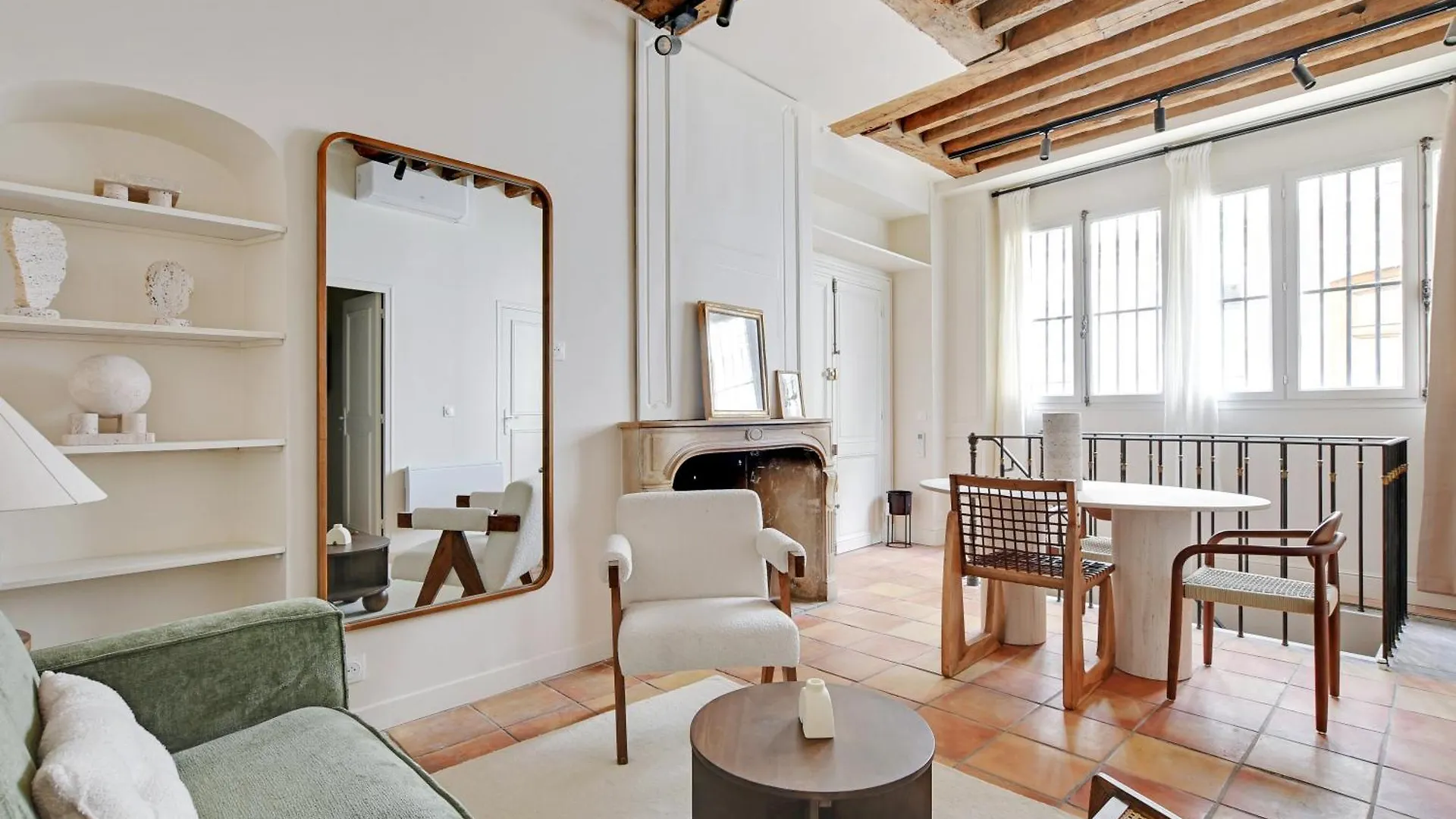 Appartement Duplex In Saint-Germain-Des-Pres Paris Lejlighed